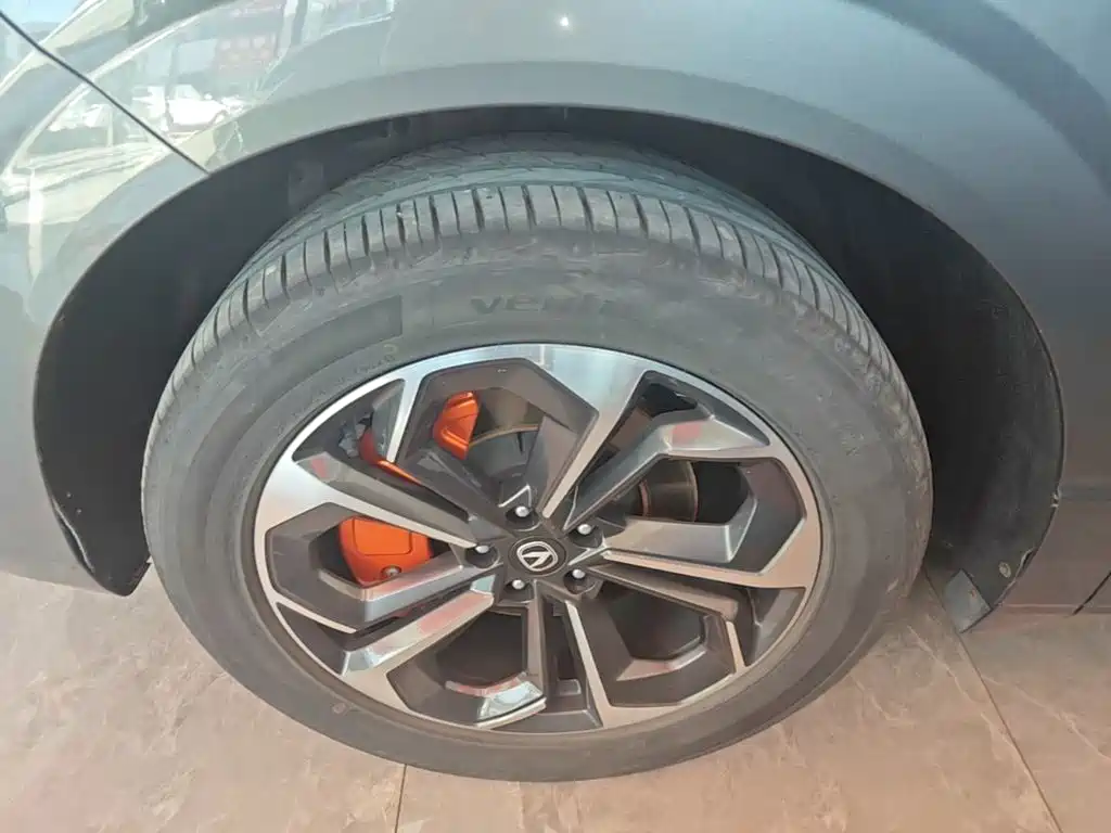 Changan UNI-K iDD — миниатюра 23