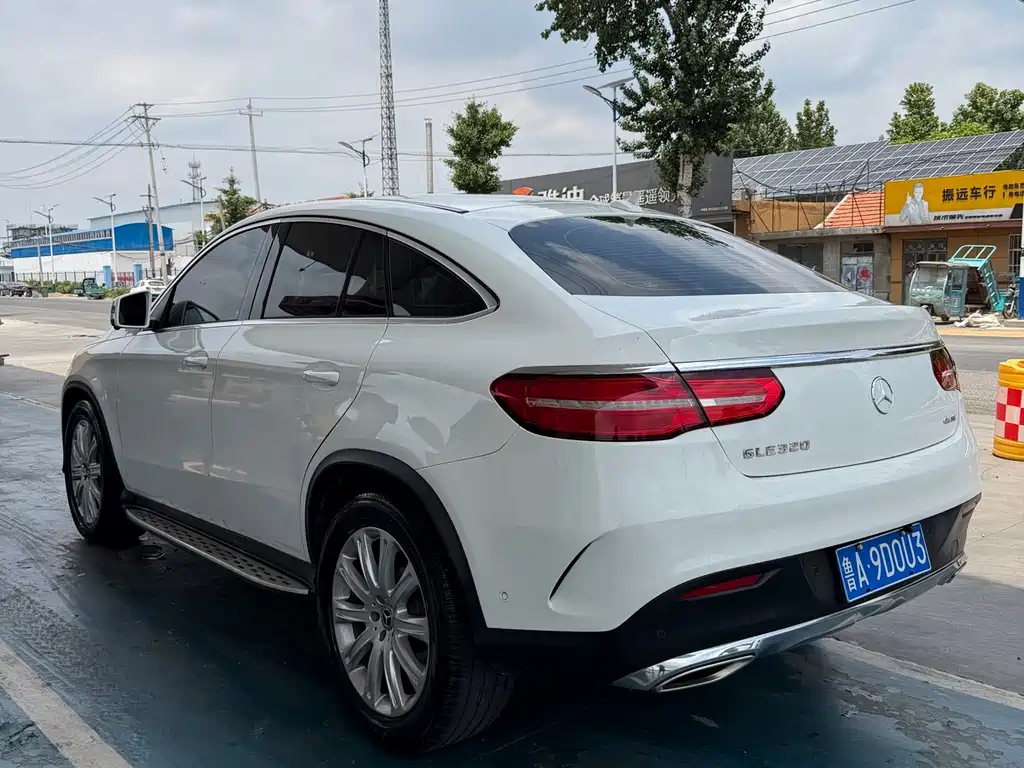 Mercedes-Benz GLE 2017 GLE 320 4MATIC SUV