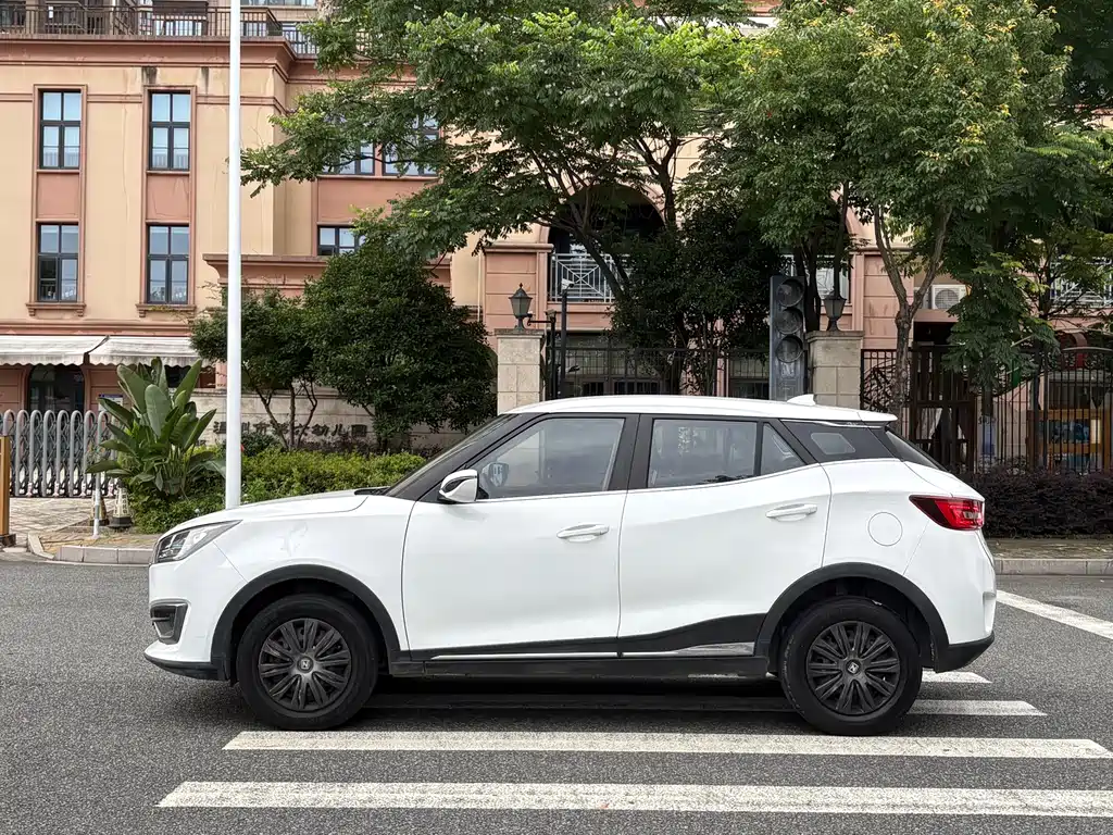 Zotye Zotye T300 — миниатюра 8