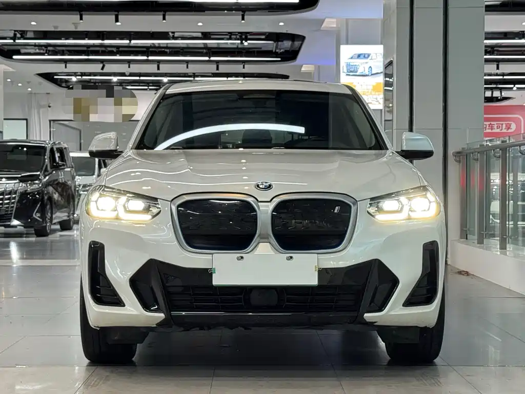 BMW iX3 2022 Lead