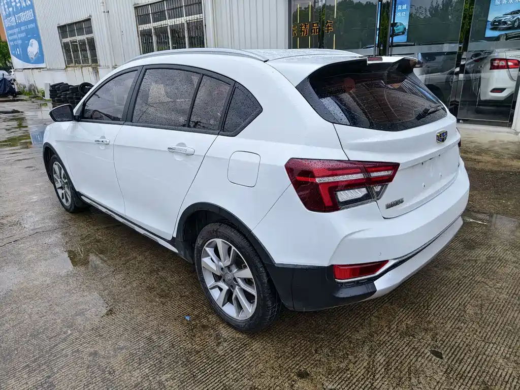 Geely Vision S1 — миниатюра 4