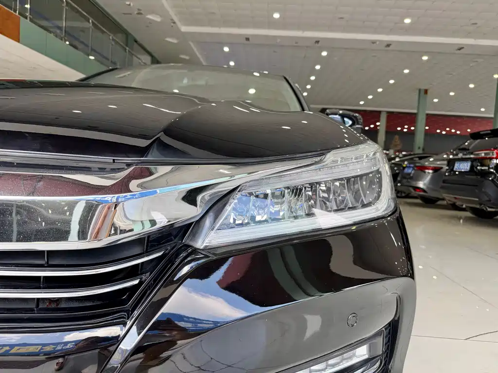 Honda Accord 2016 2.4L Luxury