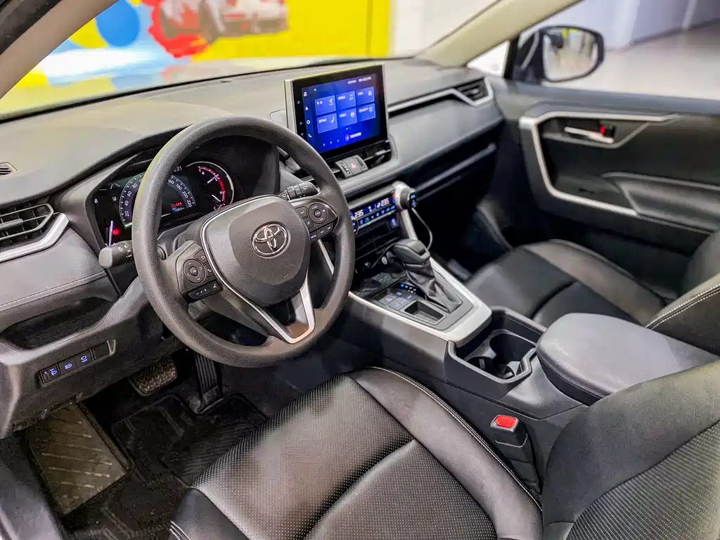 TOYOTA RAV4 RONGFANG