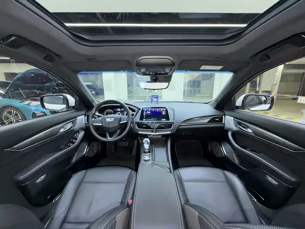 Cadillac CT5 — миниатюра 4