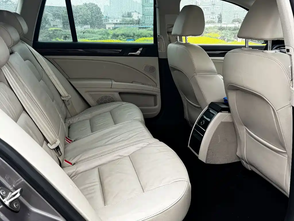Skoda Superb (Import) — миниатюра 8