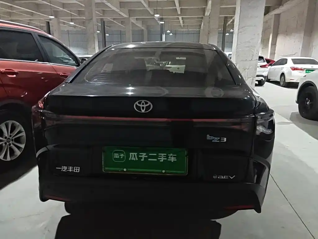 Toyota bZ3 — миниатюра 3