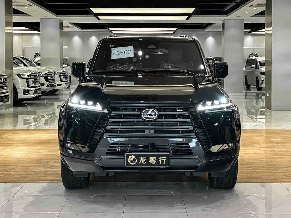 Lexus GX 0