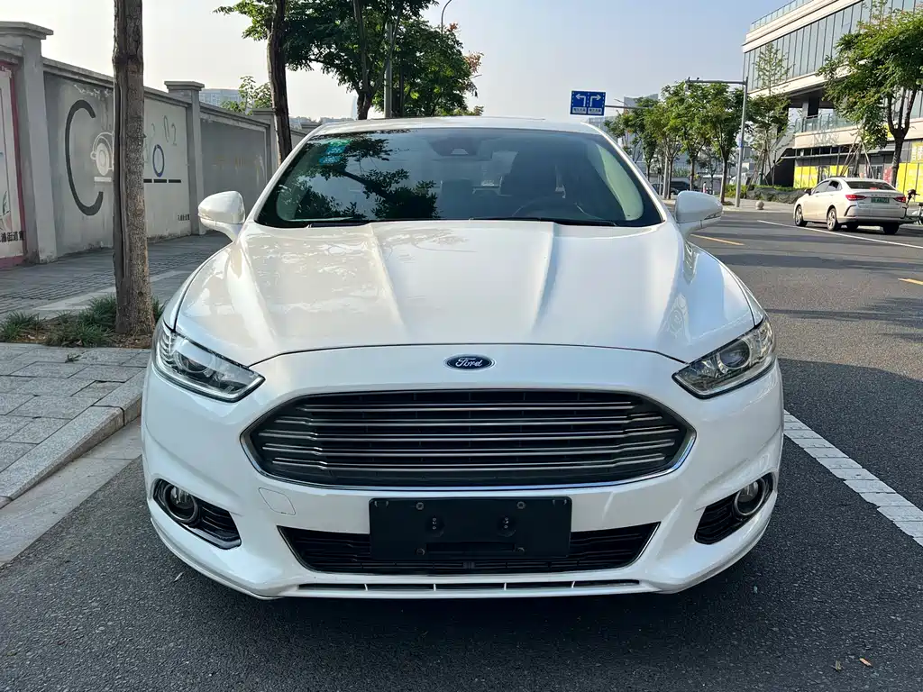 Ford Mondeo — миниатюра 2
