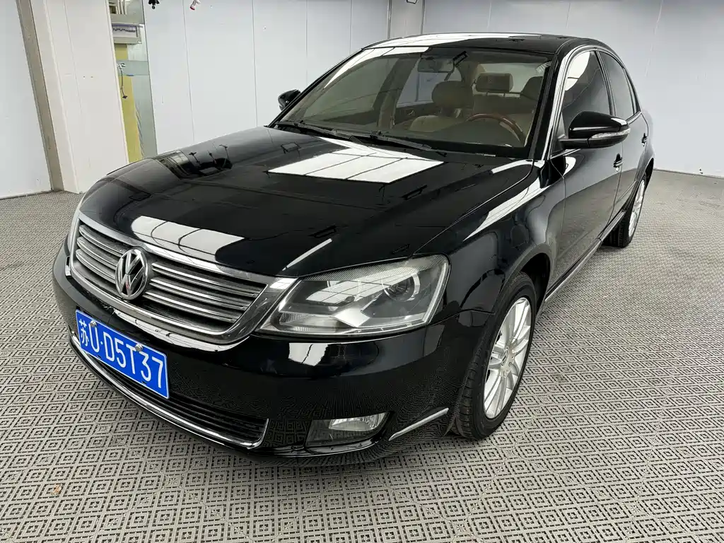 Volkswagen Passat Lingyu 2012