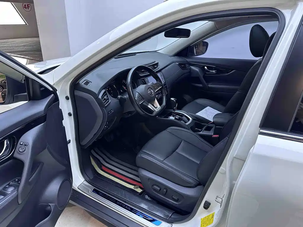 Nissan X-Trail — миниатюра 11