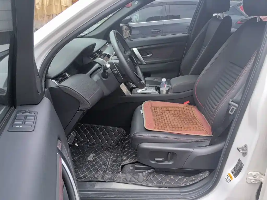 Land Rover Discovery Sport — миниатюра 8