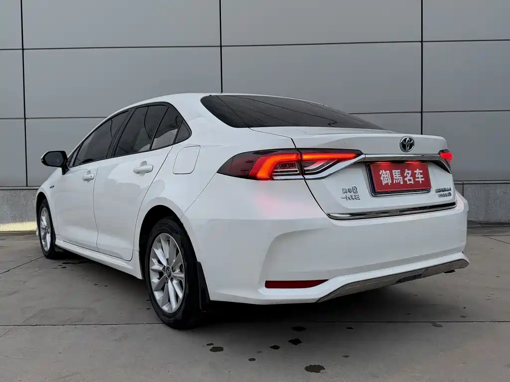 Toyota Corolla — миниатюра 4