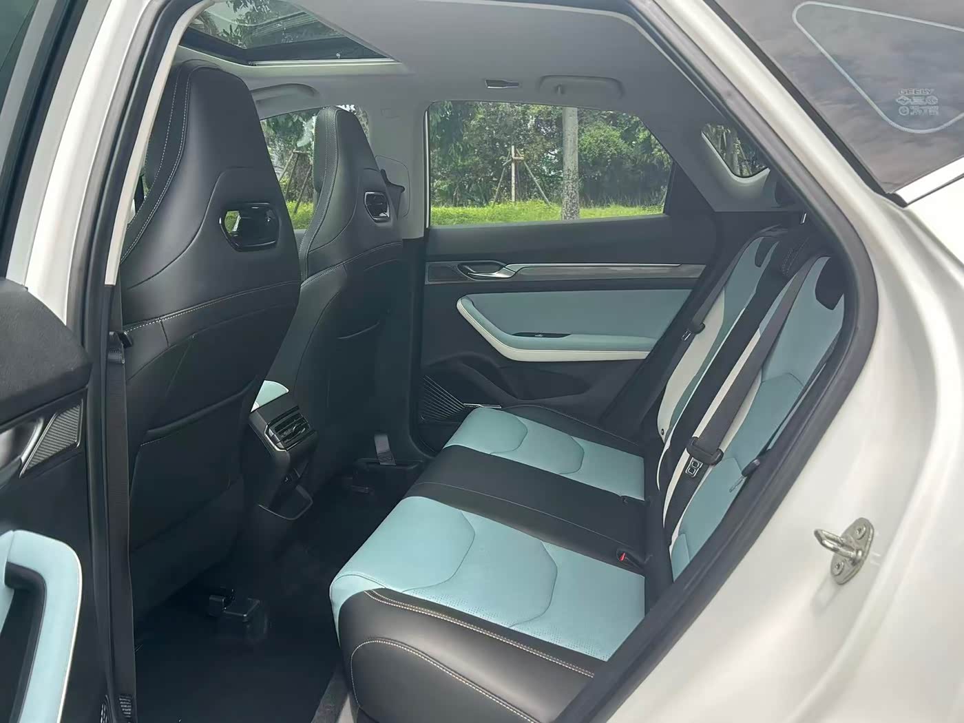 Geely Emgrand S 1.4 л 2022 г. Белый, пробег 22700 км