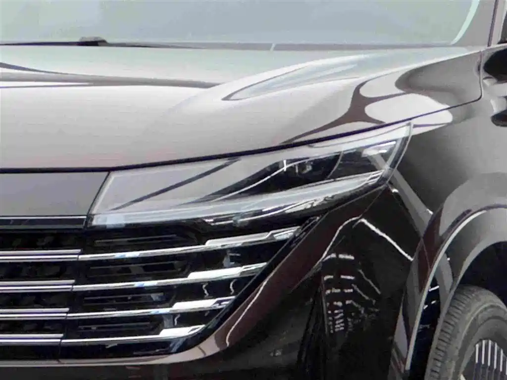 Nissan Teramont — миниатюра 3