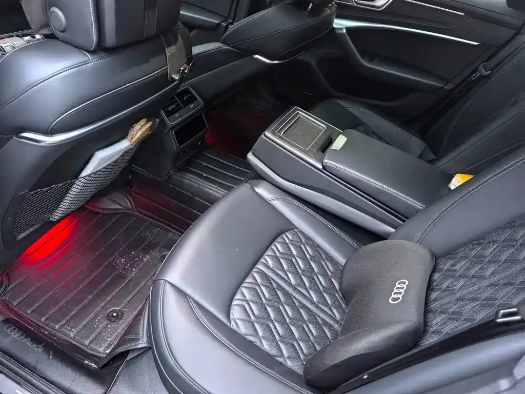 Audi A6L — миниатюра 5