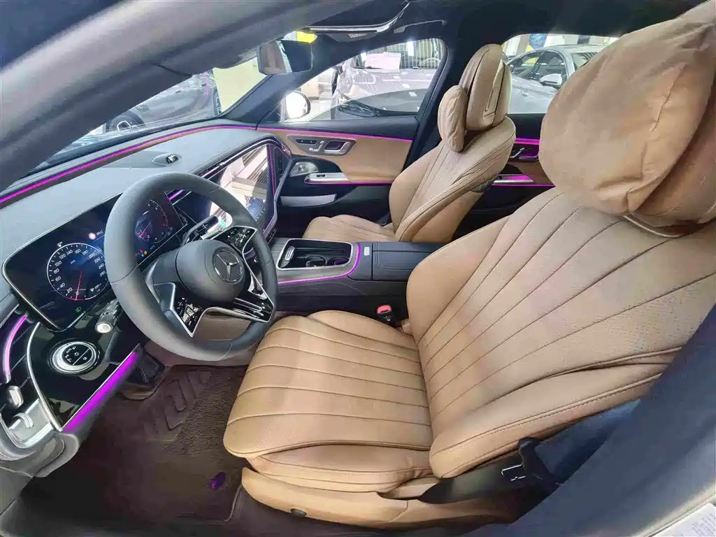 Mercedes-Benz E-Class — миниатюра 4