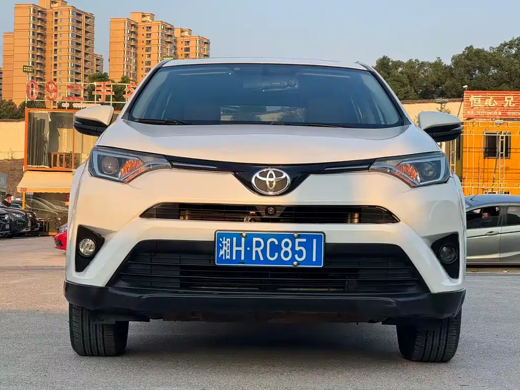 TOYOTA RAV4 RONGFANG