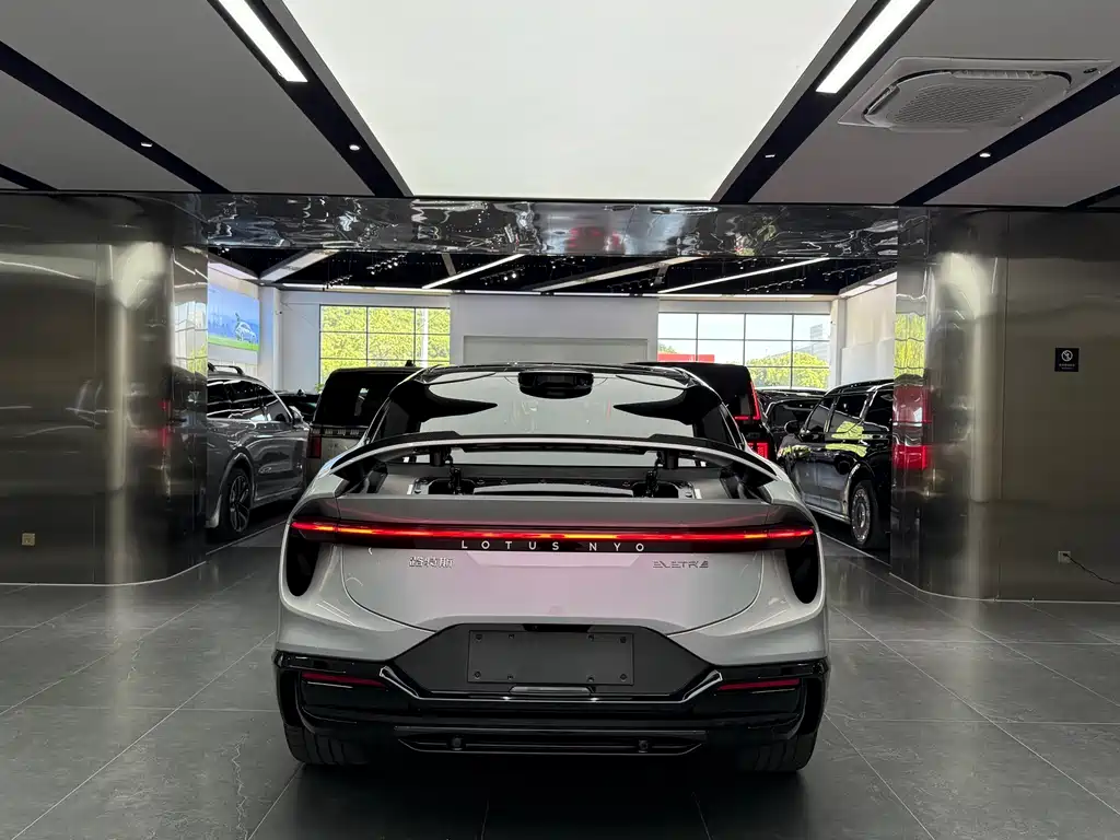 LOTUS SPORTS CAR ELETRE