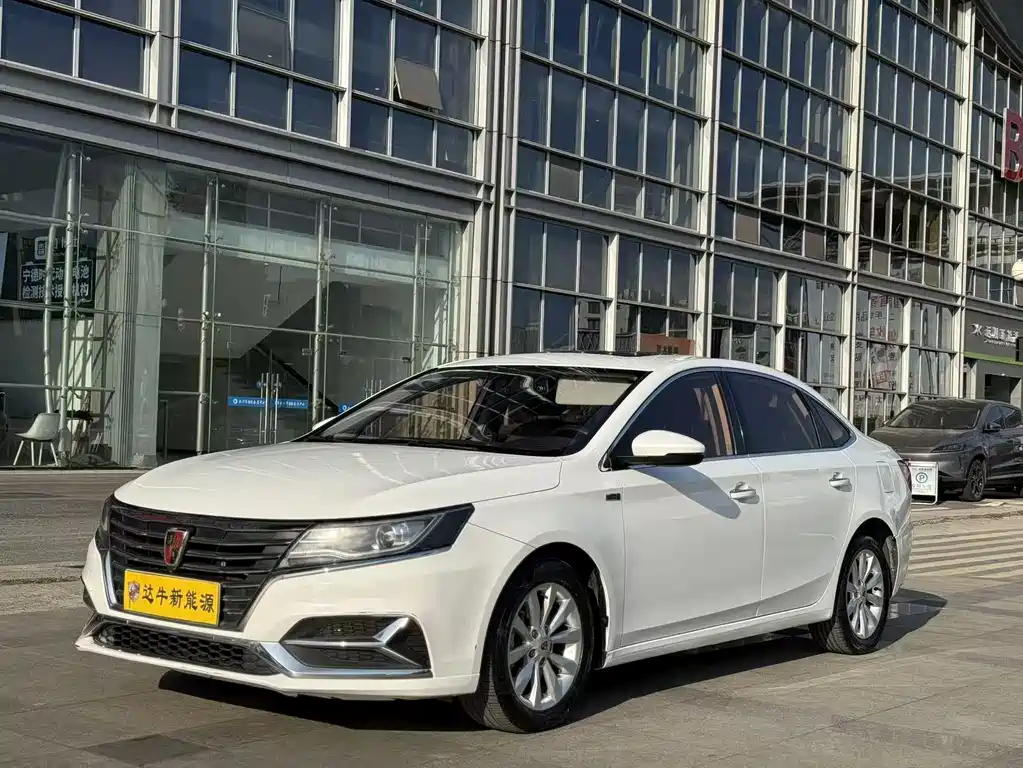 ROEWE I6 NEW ENERGY