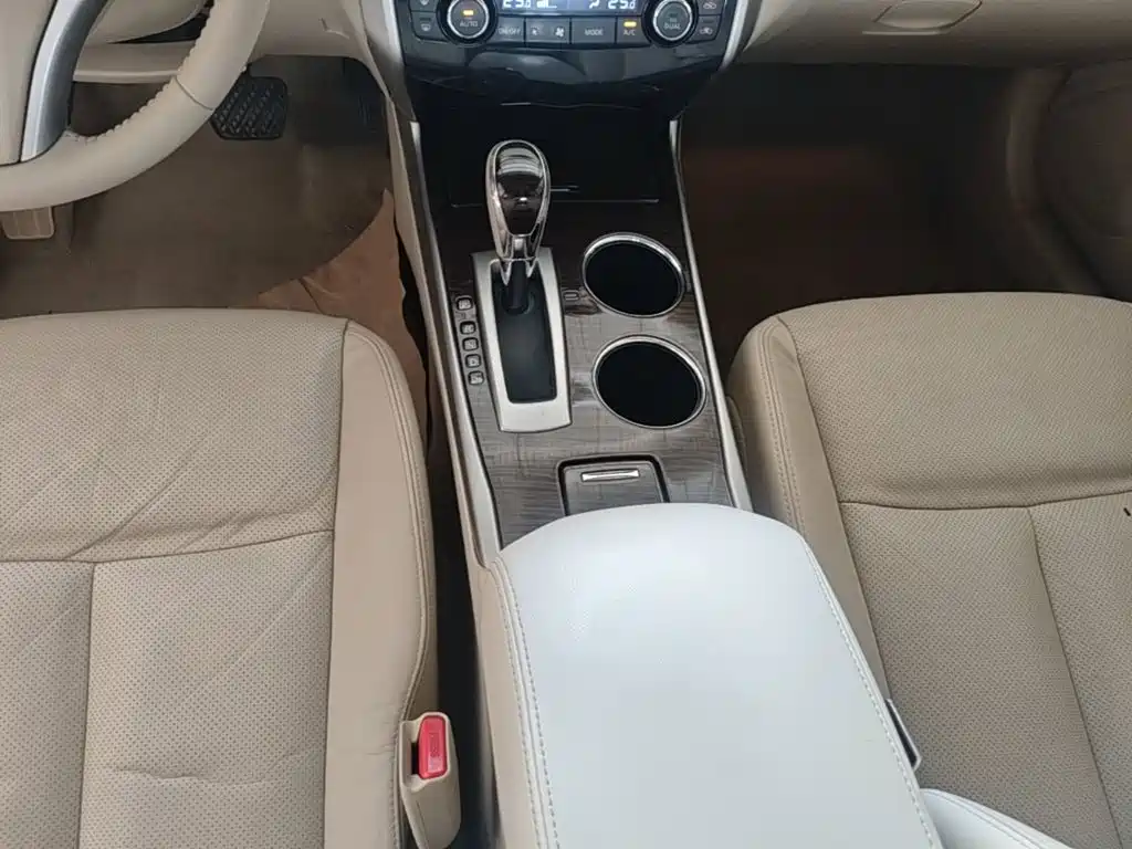 Nissan Teana — миниатюра 14