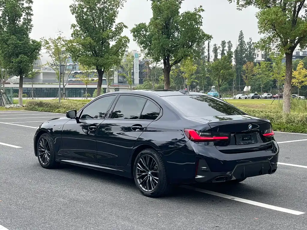 BMW 3 Series — миниатюра 7