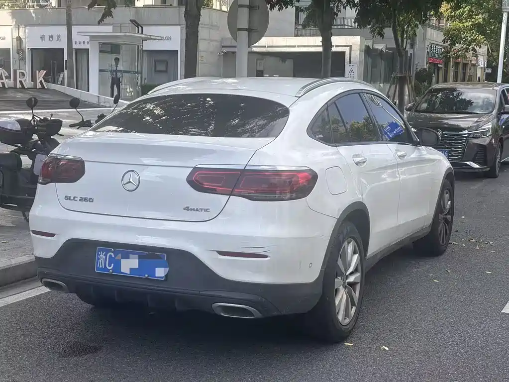 MERCEDES-BENZ GLC COUPE
