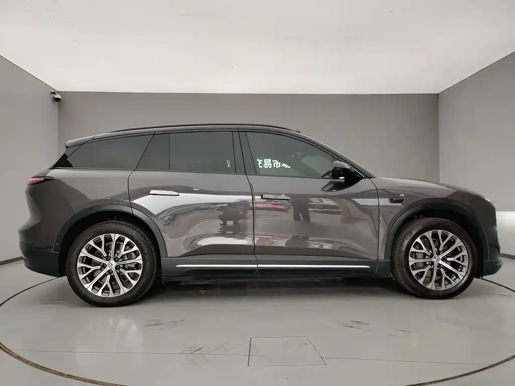 NIO ES6 — миниатюра 4