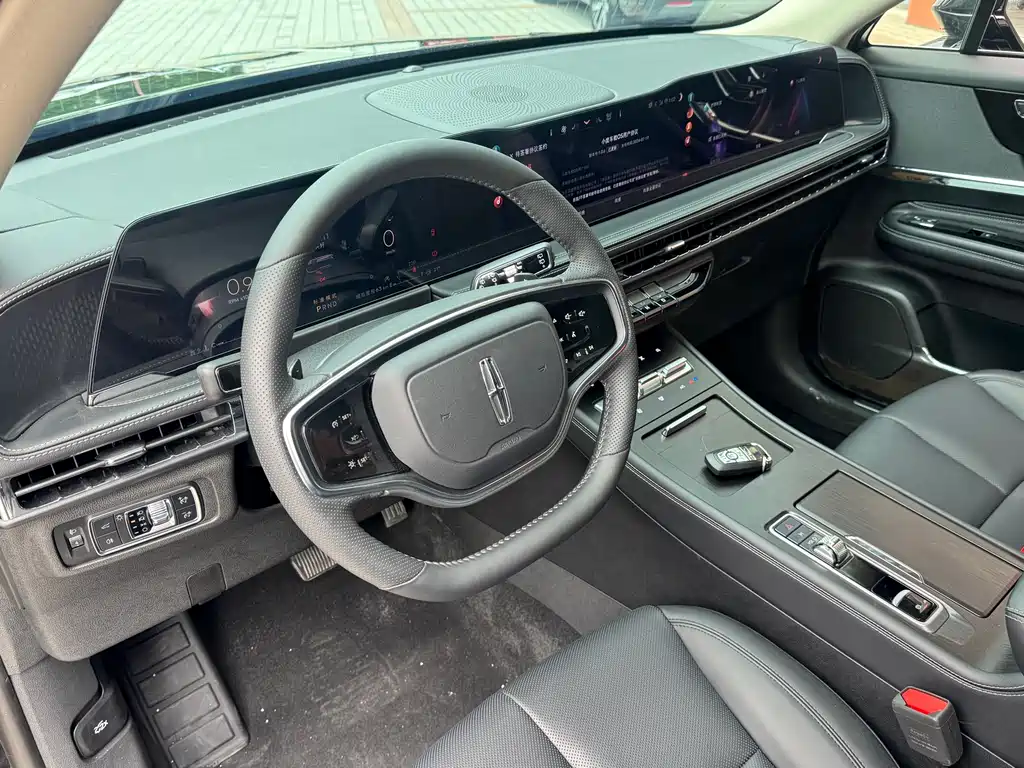 Lincoln Corsair 2025 2.0T Premium