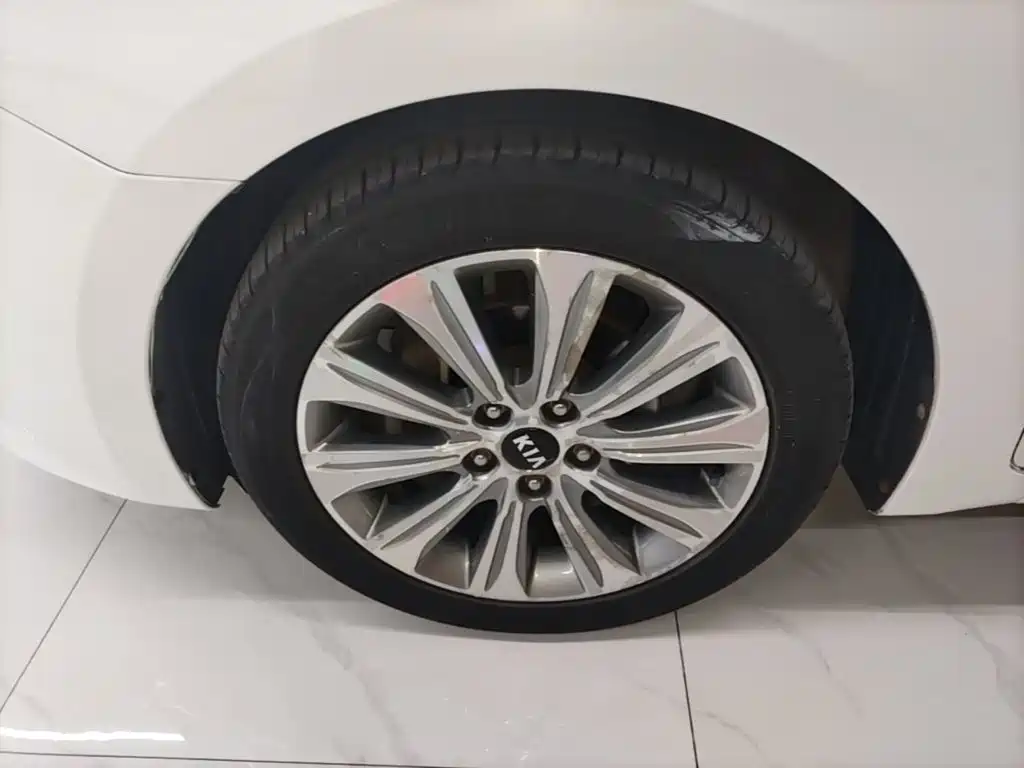 Kia K4 — миниатюра 23