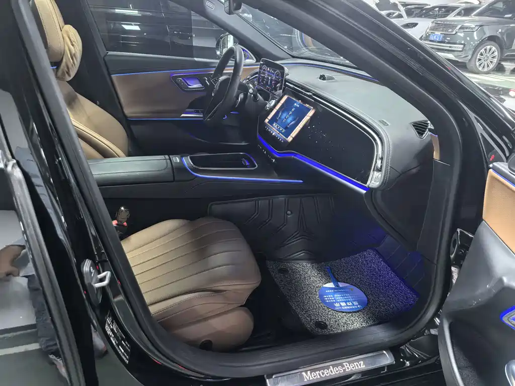 Mercedes-Benz E-Class — миниатюра 19