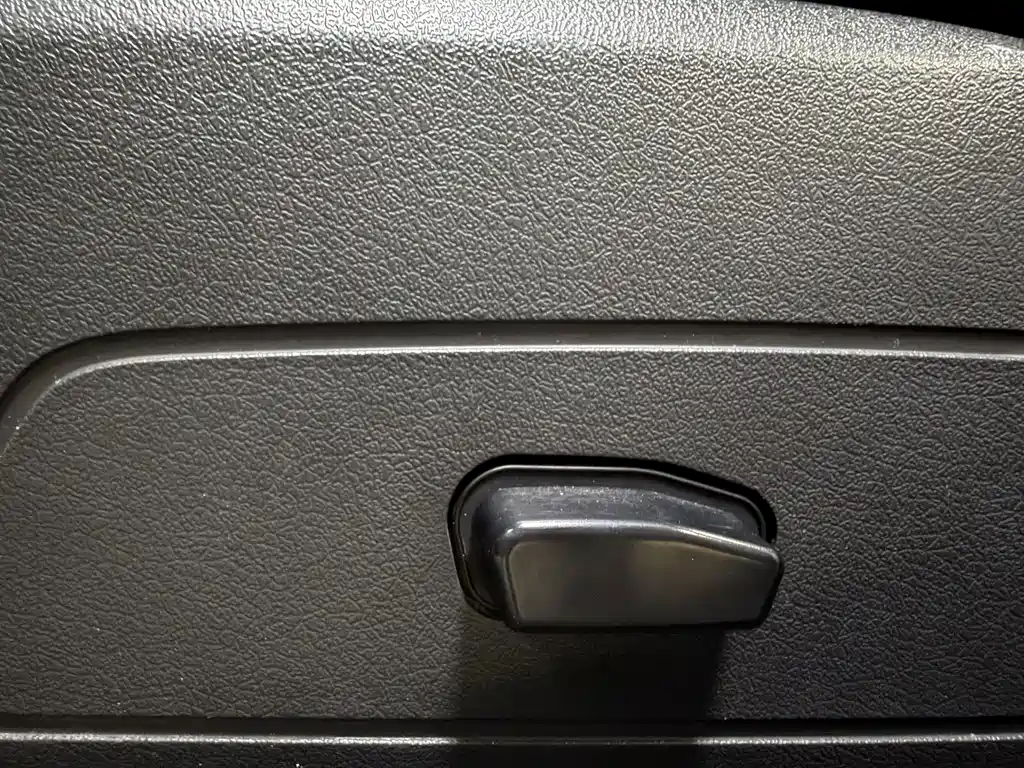 Jeep Compass (Import) — миниатюра 18