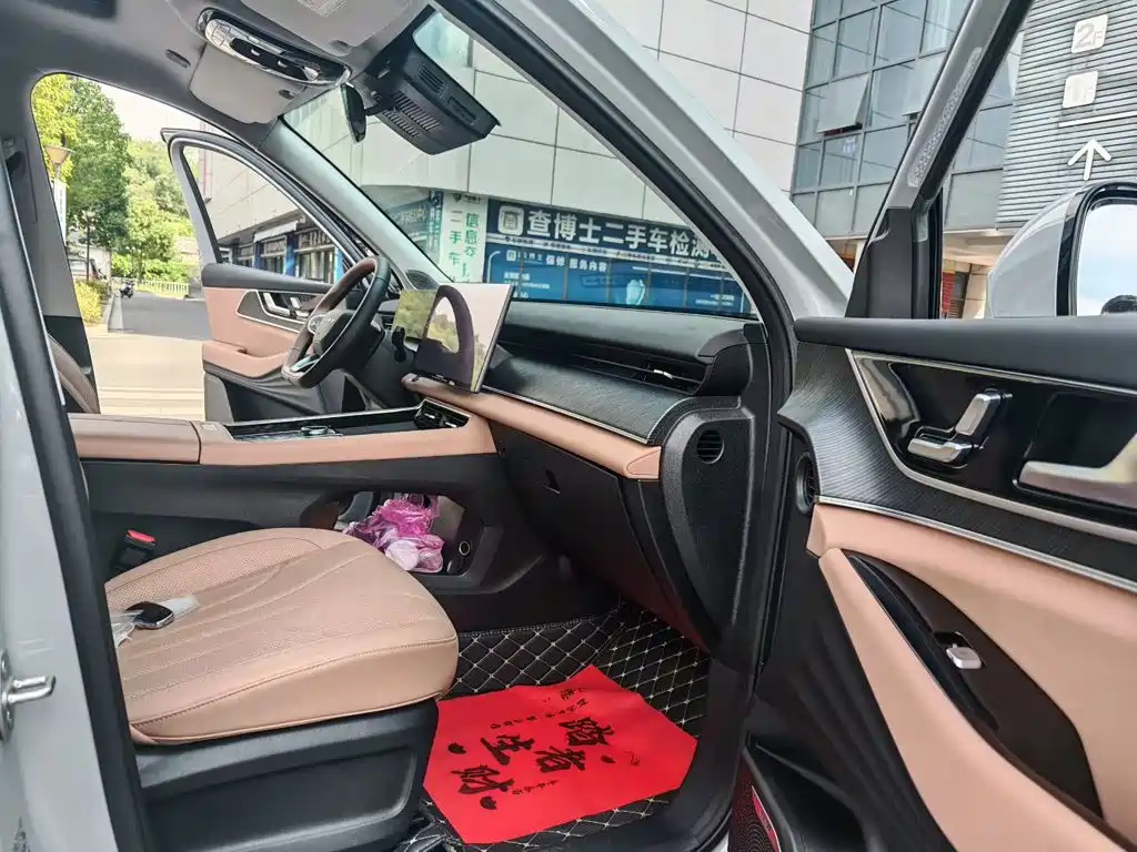 Chery Tiggo 8L — миниатюра 6