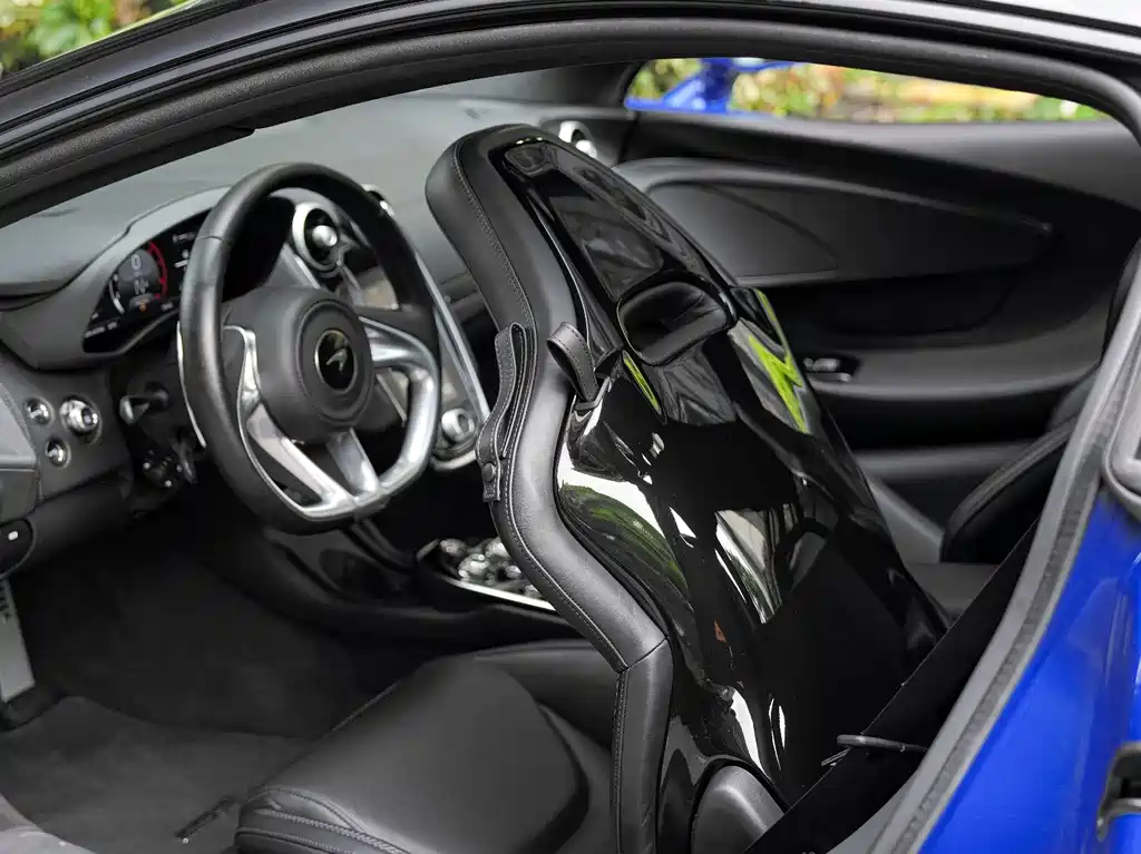 McLaren GT — миниатюра 22