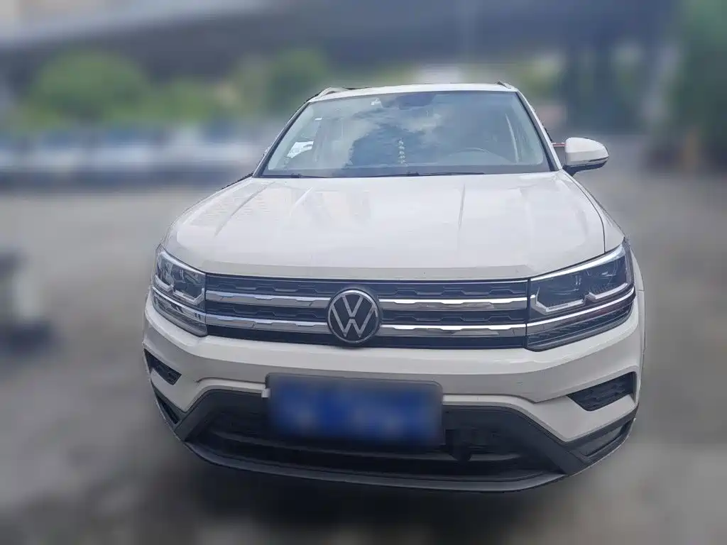 Volkswagen Tharu — миниатюра 2