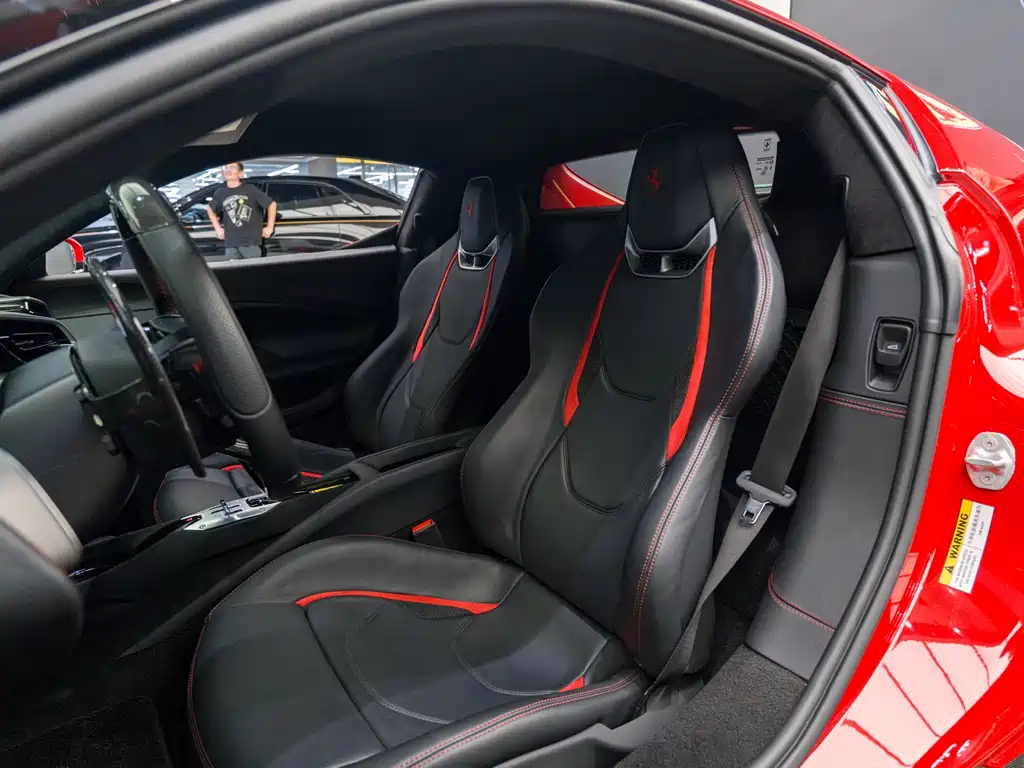 Ferrari 296 2021 3.0T V6 GTB