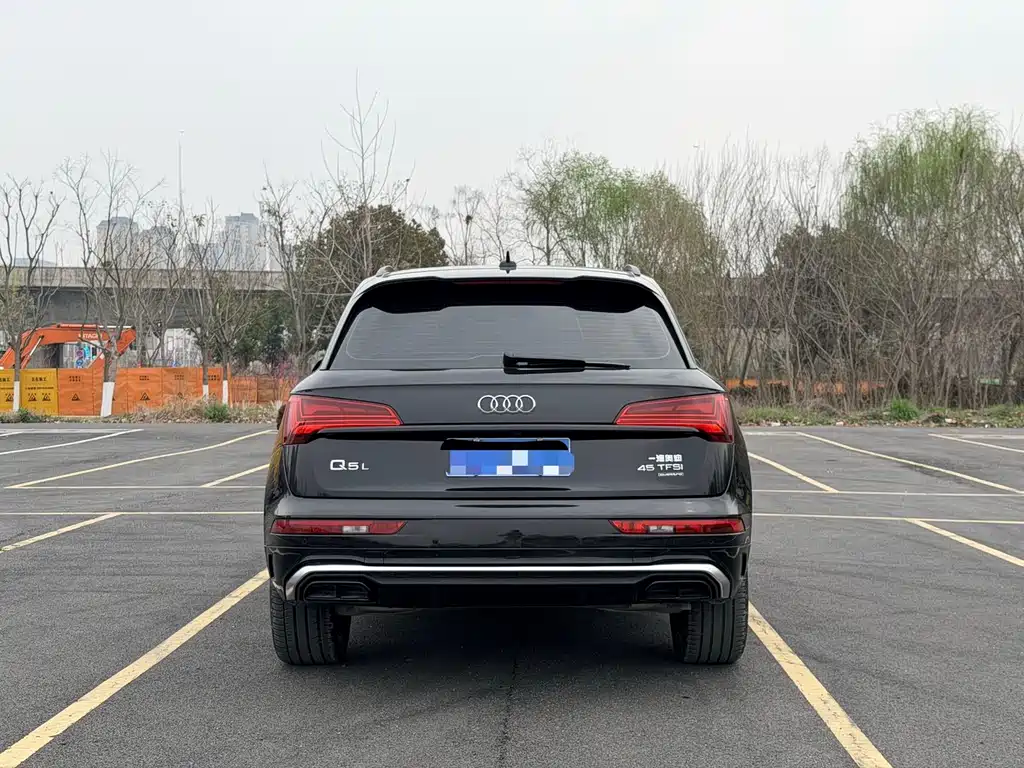 Audi Q5L 2024 45 TFSI Luxury