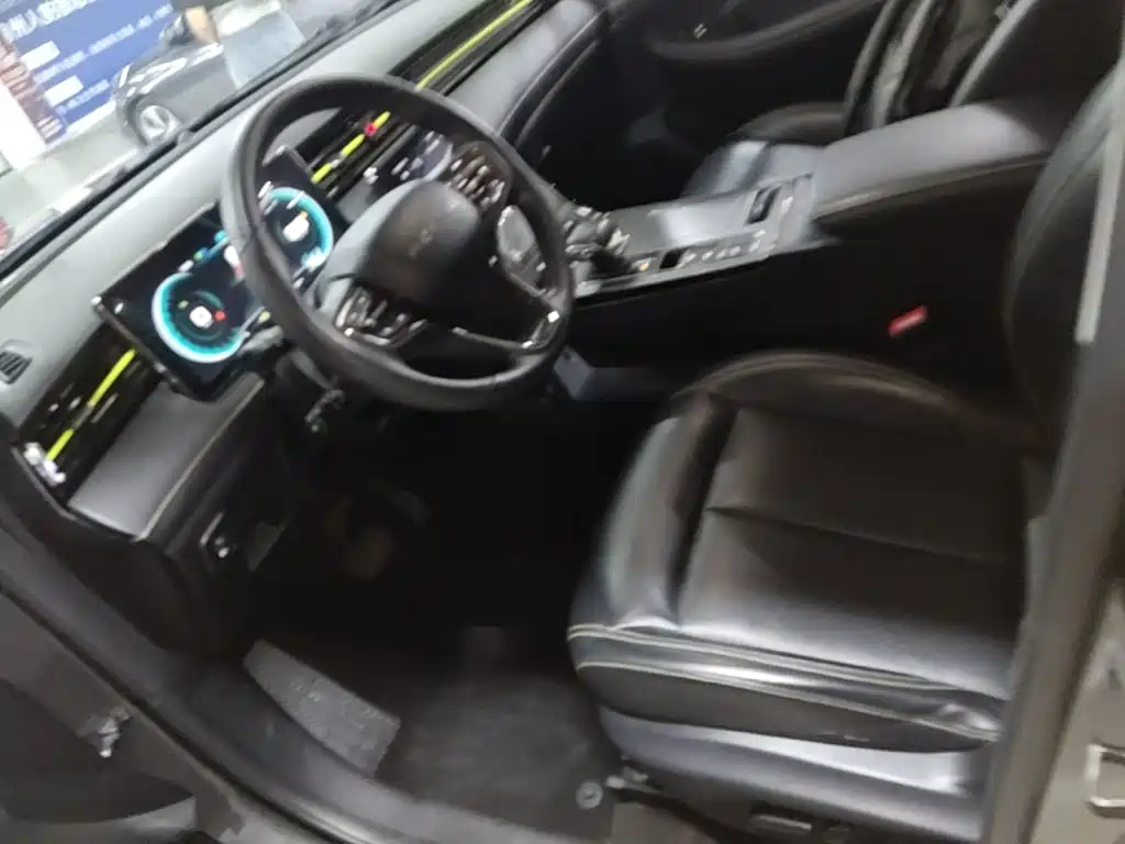 Roewe RX5 — миниатюра 15
