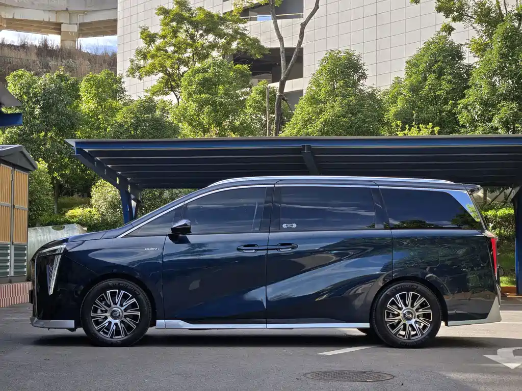 GAC Motor Trumpchi E9 — миниатюра 2