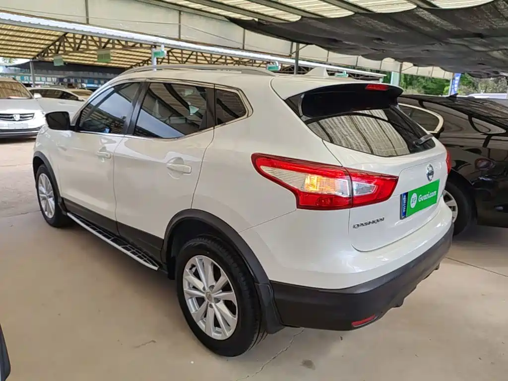 Nissan Qashqai — миниатюра 5