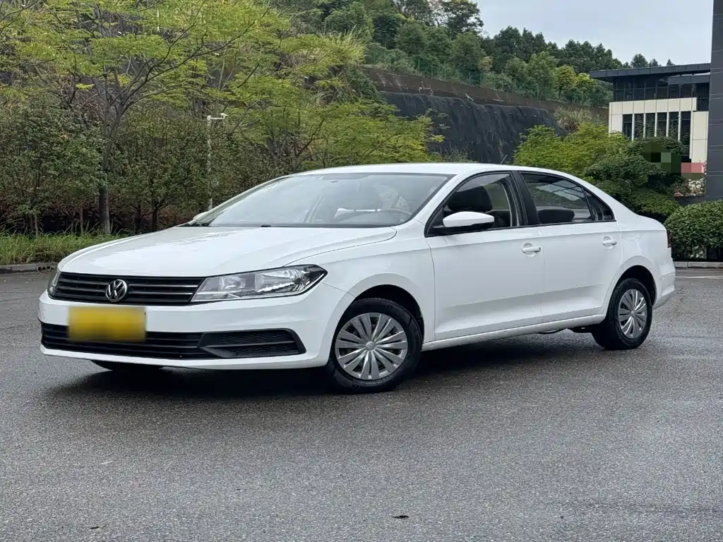 Volkswagen Santana — миниатюра 2