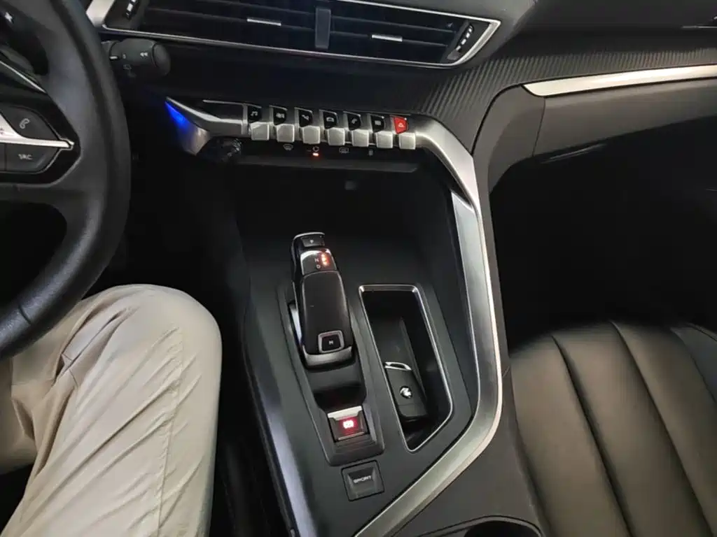 Peugeot 4008 — миниатюра 14