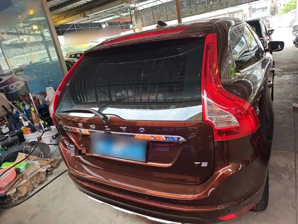 Volvo XC60 — миниатюра 6