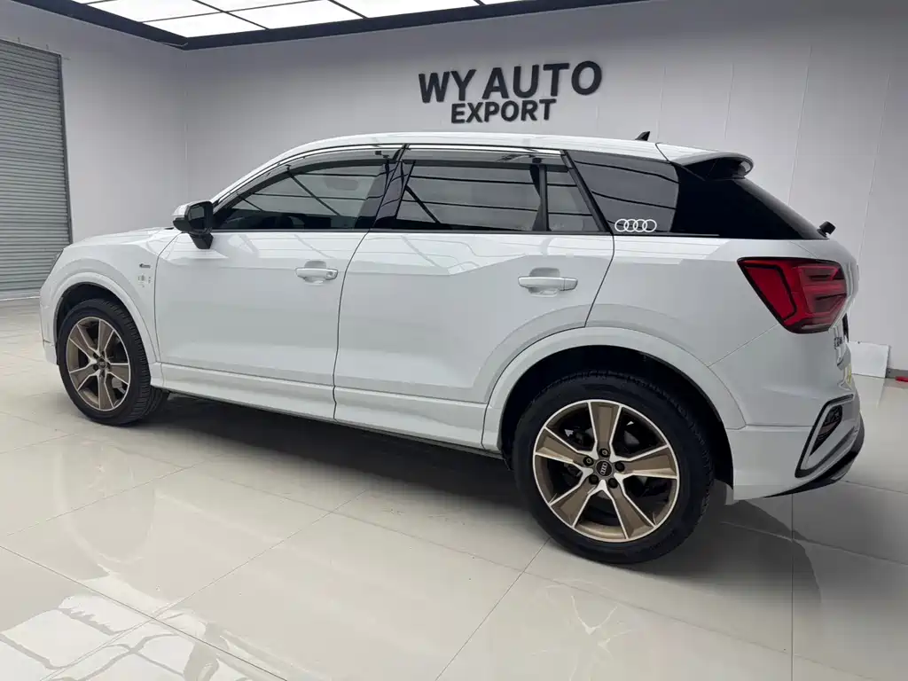 Audi Q2L — миниатюра 4