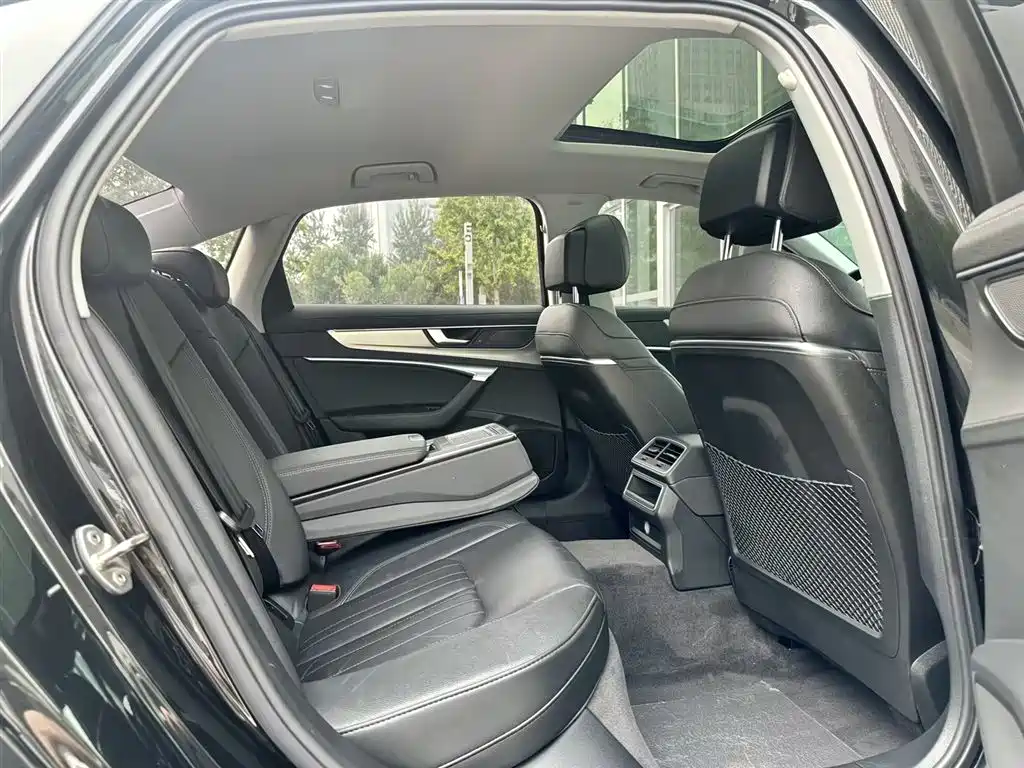 Audi A6L — миниатюра 13