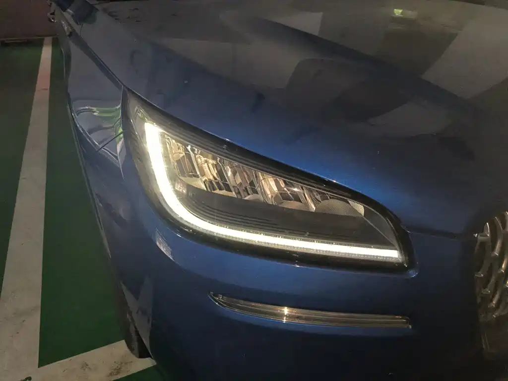 Lincoln Corsair — миниатюра 7