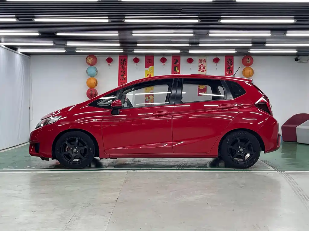 Honda Fit — миниатюра 4