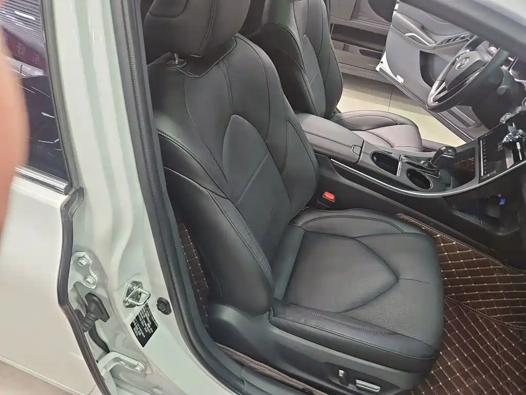 Toyota Avalon — миниатюра 3