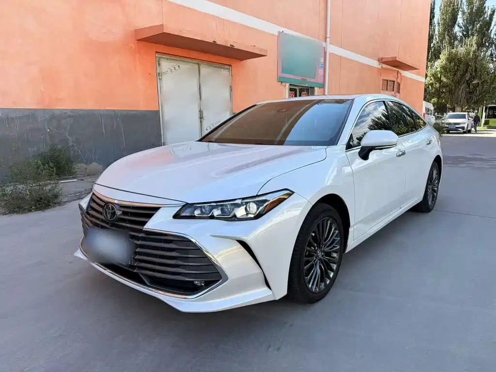 Toyota Avalon — миниатюра 2