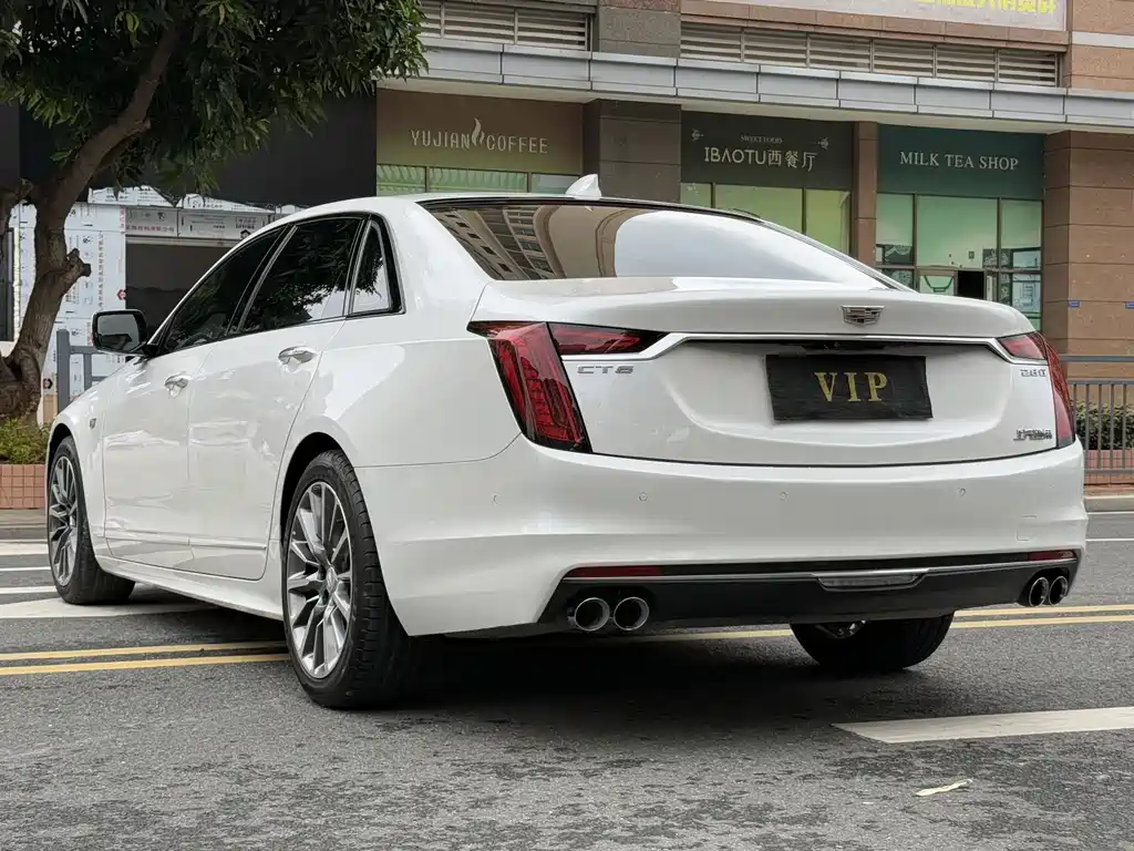 Cadillac CT6 — миниатюра 5