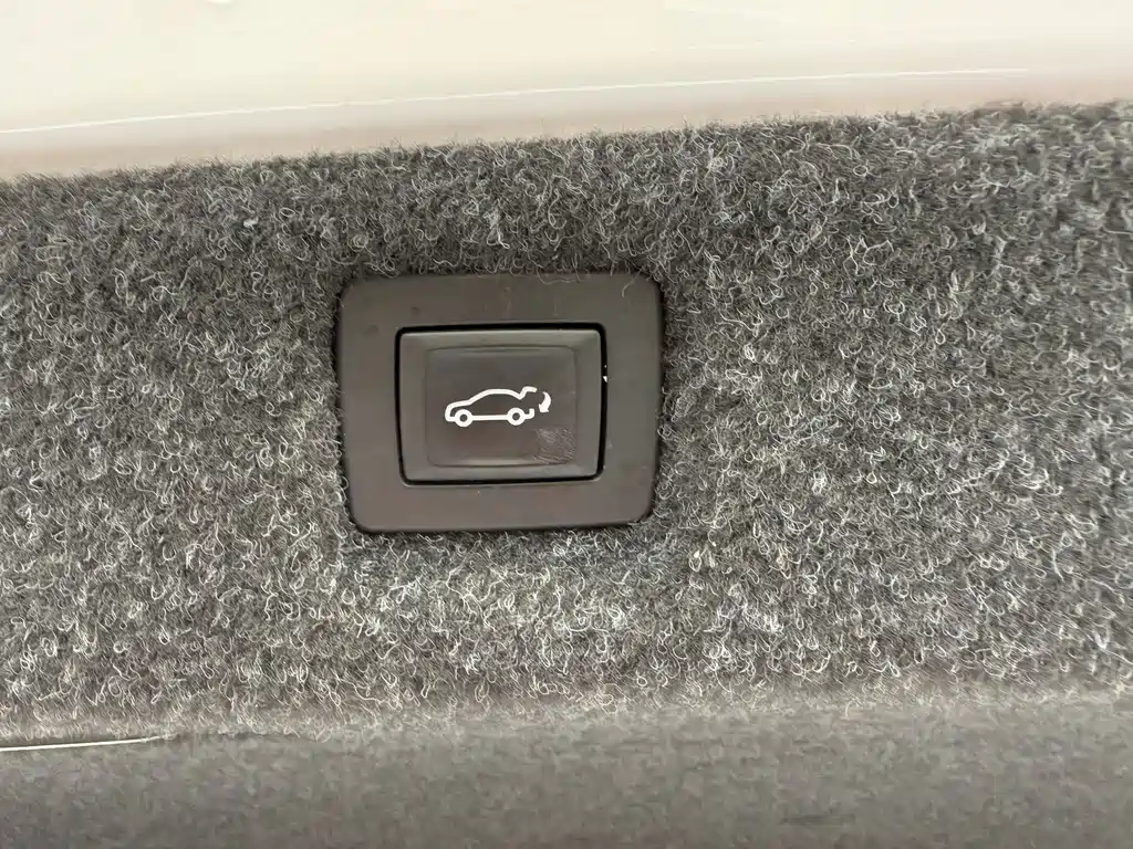 Cadillac CT6 — миниатюра 7